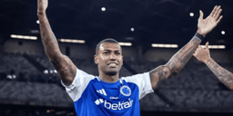 Walace é emprestado pelo Cruzeiro ao Vitória