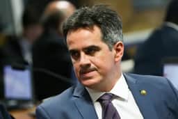 André Mendonça impõe sigilo a caso Ciro Nogueira no Master
