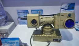 China apresenta arma laser portátil capaz de abater drones a 1.200 m
