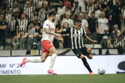 Atlético recebe Bragantino com time cheio de desfalques
