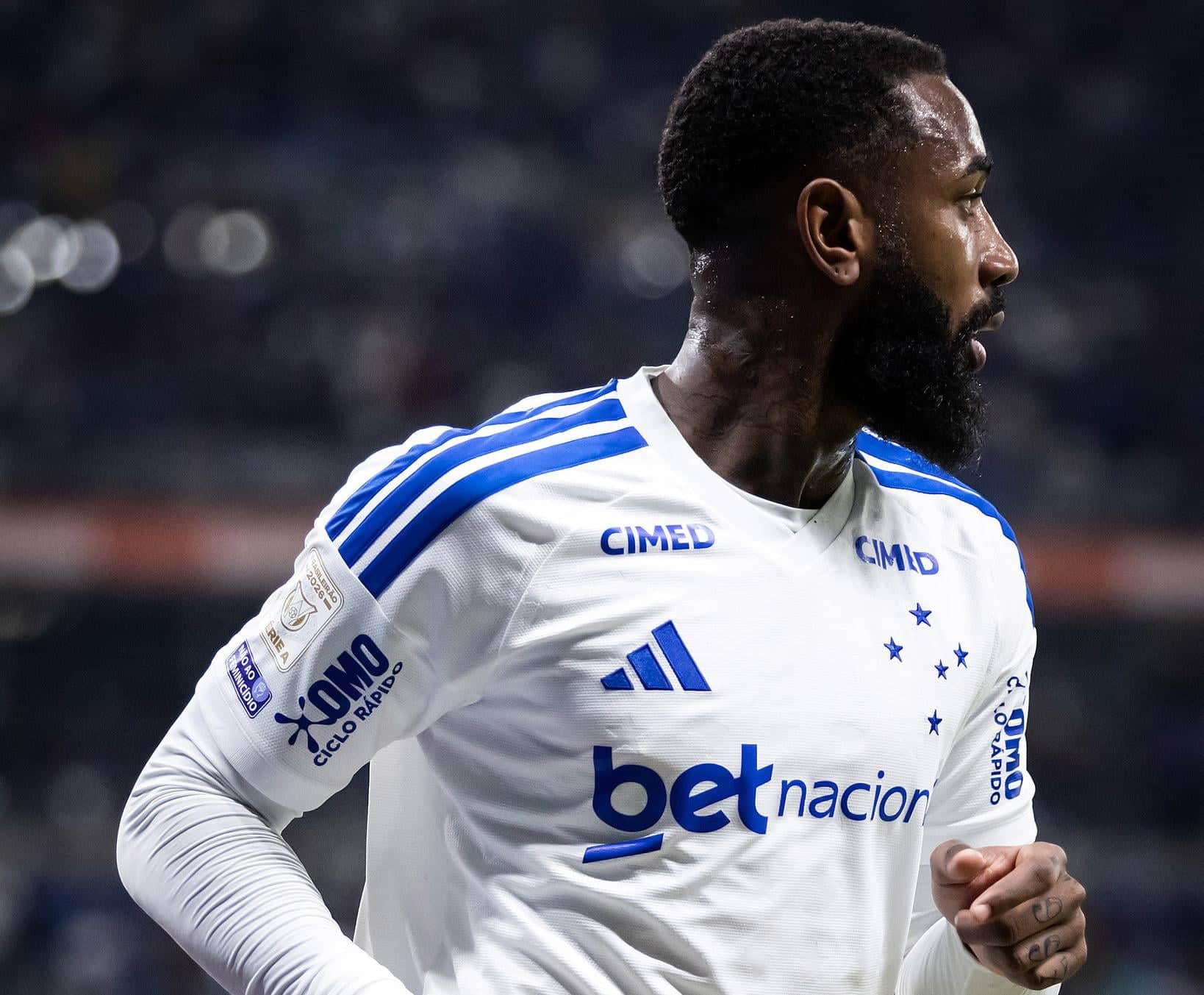 Cruzeiro enfrenta Flamengo com três pendurados na Libertadores
