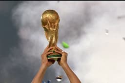 Ancelotti garante Danilo na Copa do Mundo