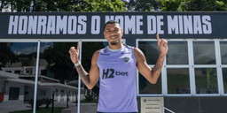 Compra de Ruan Tressoldi é formalizada pelo Galo