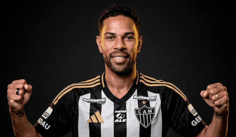 Atlético oficializa contratação de Renan Lodi por cinco temporadas