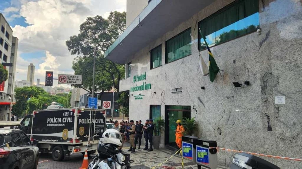 Mãe teria arremessado filha de 7 anos do 10º andar antes de se jogar, diz PM