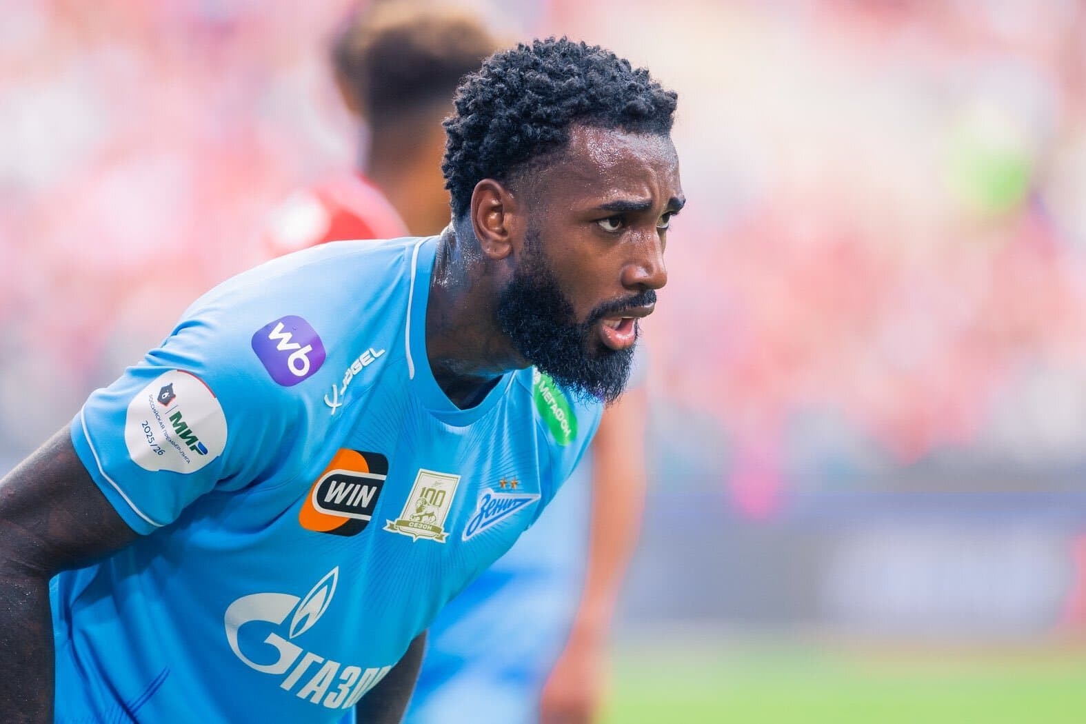 Pedrinho confirma interesse do Cruzeiro em Gerson, mas cita valores elevados