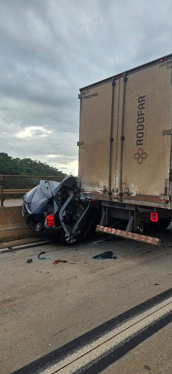 Dois acidentes graves na BR-381 deixam mortos e feridos
