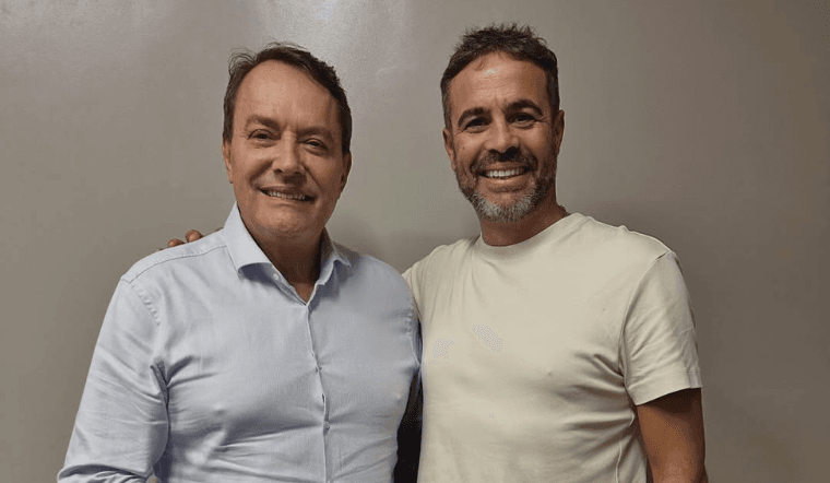 Pedrinho recepciona Artur Jorge e comissão técnica em BH